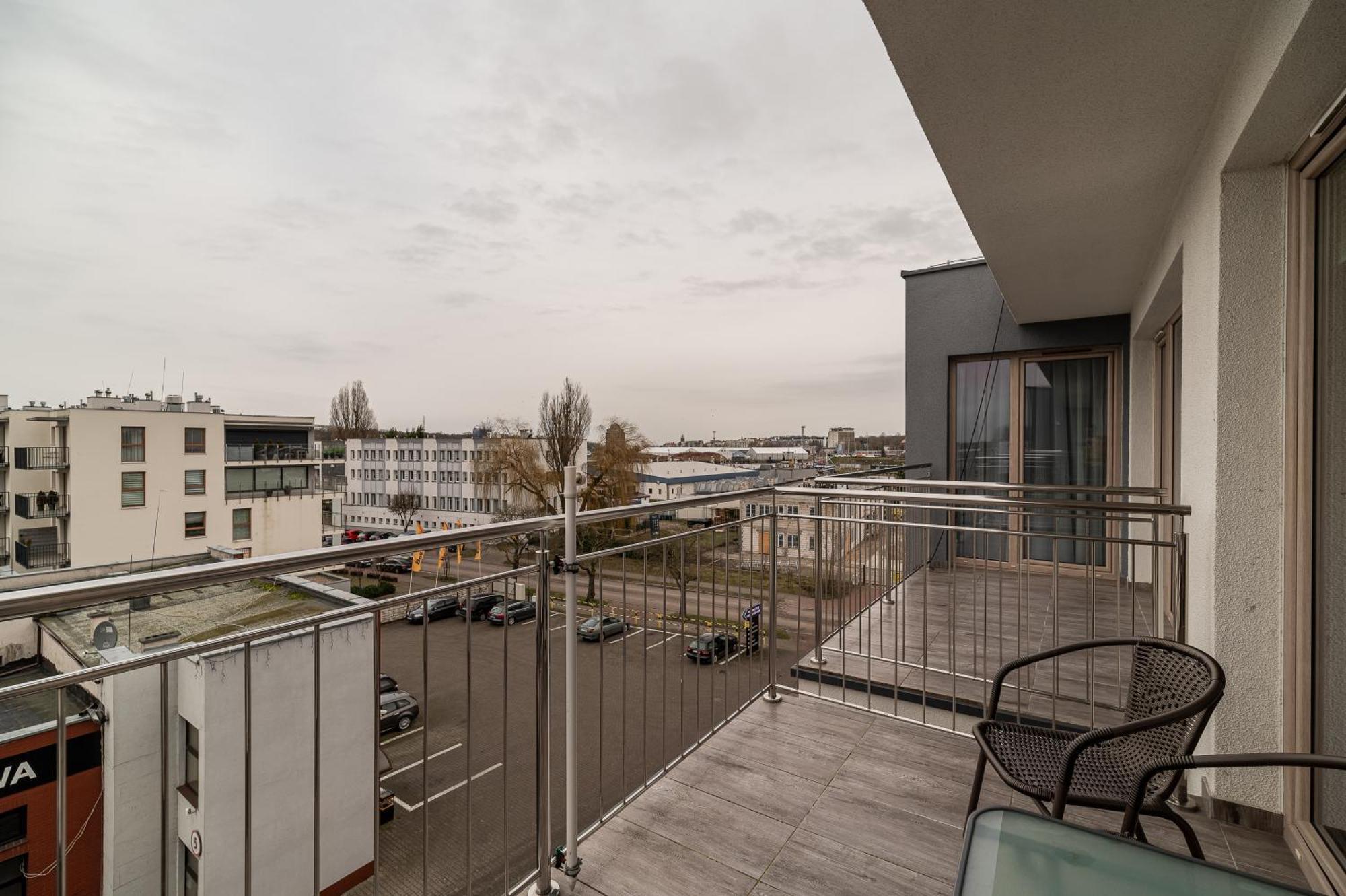 Horyzont Apartamenty - Kapitanski Mostek- Blisko Portu- Sniadania Kolobrzeg Exterior photo